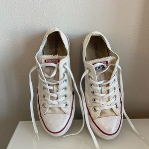 Low Top Converse- White